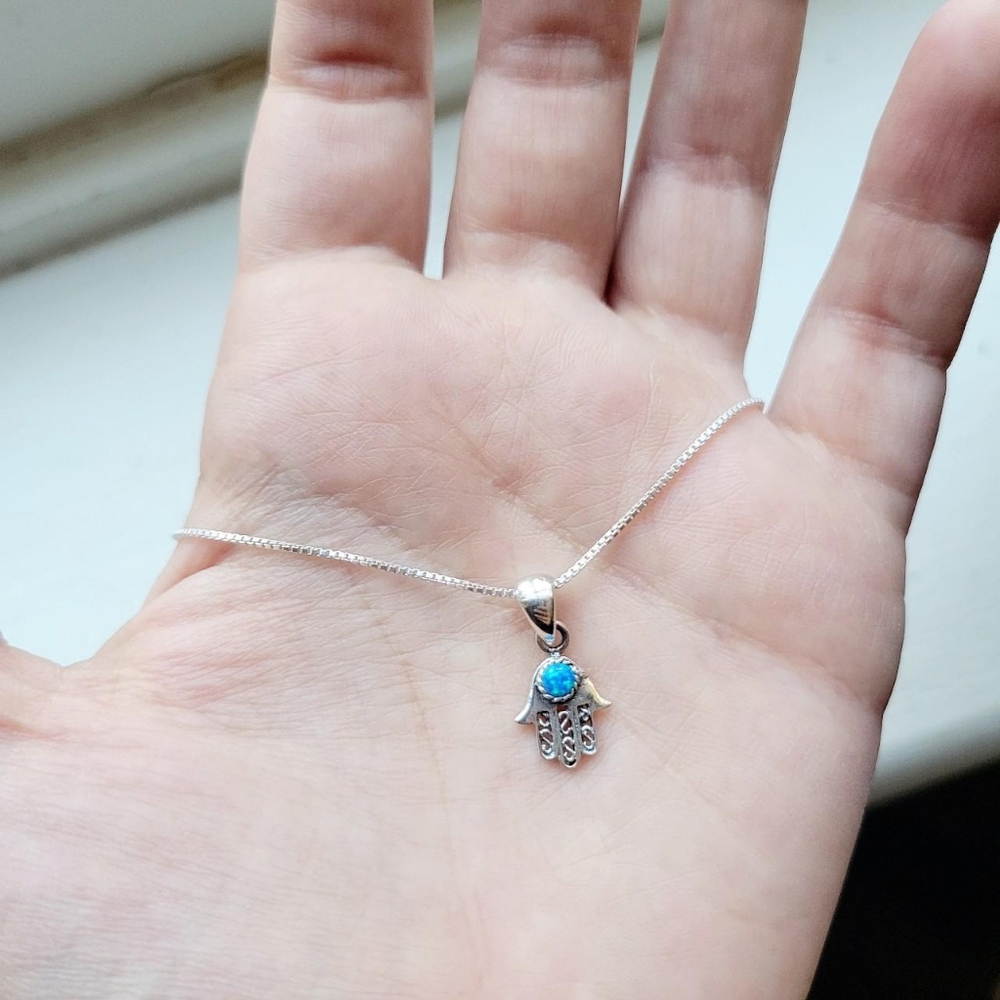 New Handmade 925 Sterling Silver Ornate Hamsa Blue Triplet Opal Necklace - Picture 3 of 8